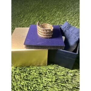 Estée Lauder "Beautiful" Coliseum Solid Perfume Compact (2006 Limited Edition)